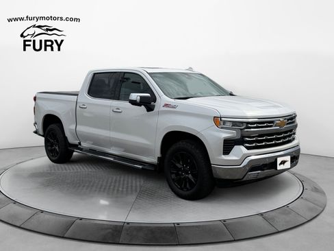 Used 2022 Chevrolet Silverado 1500 LTZ w/ LTZ Premium Package AWD/4WD image 1