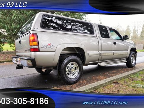 Used 2000 Chevrolet Silverado 2500 LT w/ Firm Ride Suspension Pkg image 9