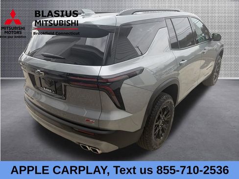 Used 2025 Chevrolet Traverse Z71 AWD/4WD image 11