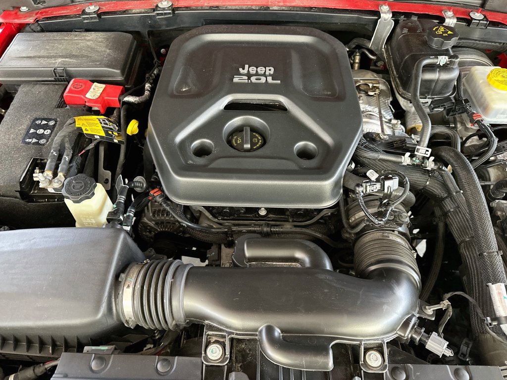 Used 2021 Jeep Wrangler Sport AWD/4WD image 32