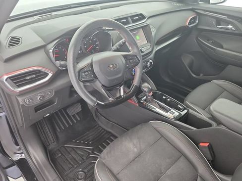 Used 2023 Chevrolet TrailBlazer RS FWD image 19