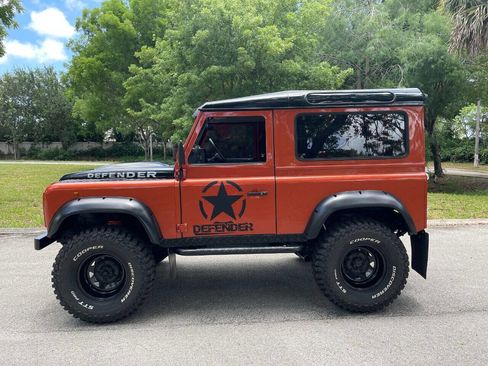 Used 1996 Land Rover Defender image 4