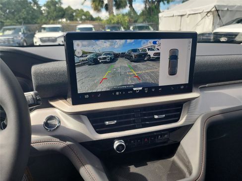 New 2026 Ford Explorer Active image 31