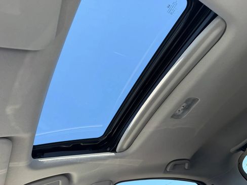 Used 2016 Honda HR-V EX image 26