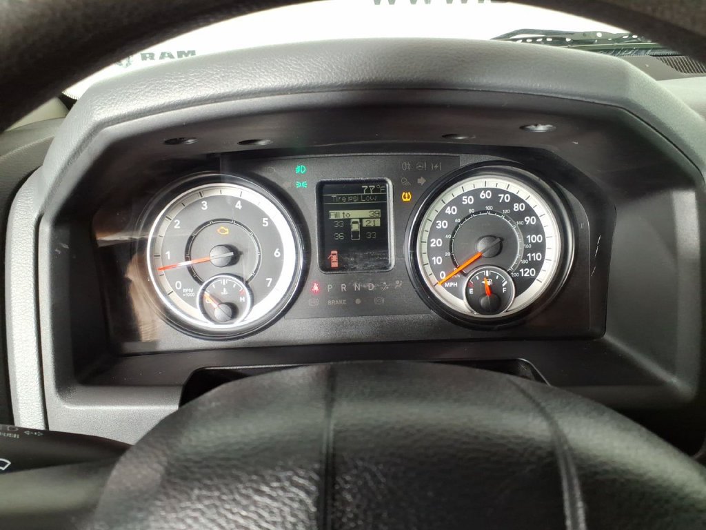 Used 2017 RAM 1500 Express AWD/4WD image 18