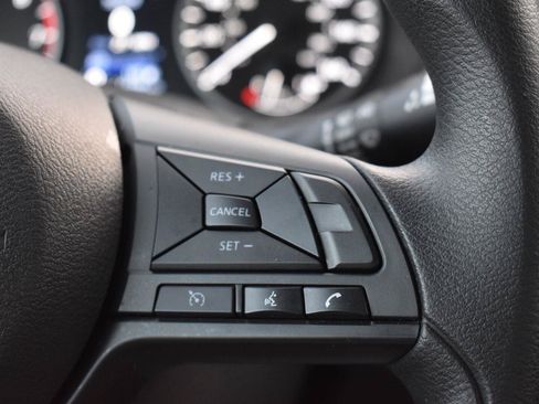 Used 2025 Nissan Sentra S FWD image 28