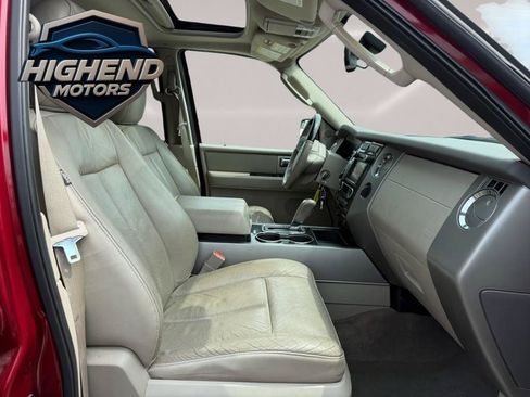 Used 2014 Ford Expedition Limited w/ Equipment Group 301A AWD/4WD image 23