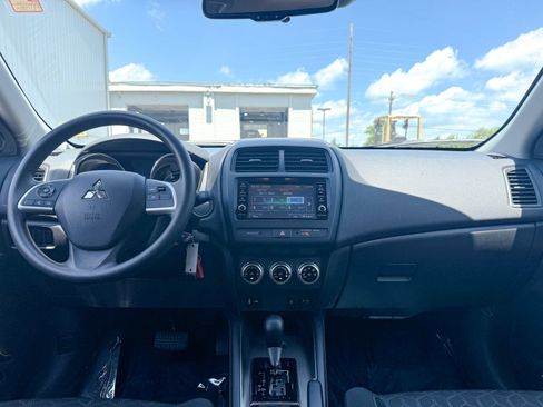 Used 2024 Mitsubishi Outlander Sport ES AWD/4WD image 24