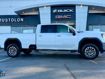Used 2024 GMC Sierra 2500 SLT w/ SLT Premium Package