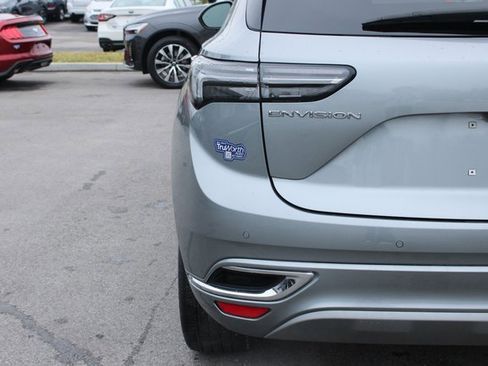 Used 2023 Buick Envision Avenir image 47