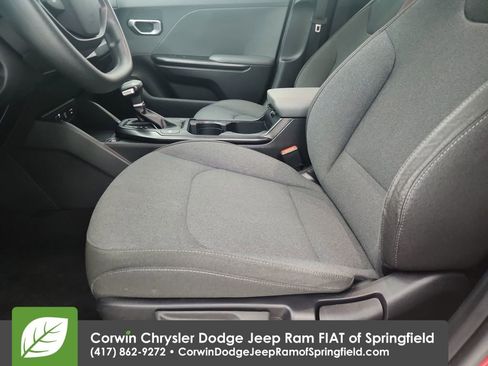 Used 2025 Kia K4 FWD image 19