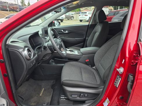 Used 2023 Hyundai Kona SE FWD image 18