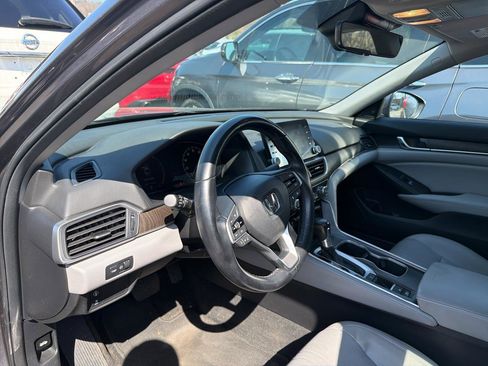 Used 2018 Honda Accord EX-L image 17