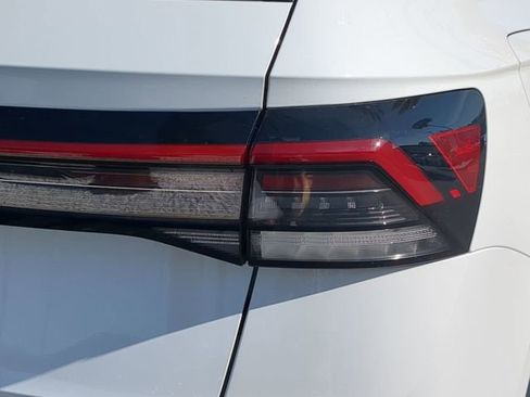 New 2026 Volkswagen Taos S image 8