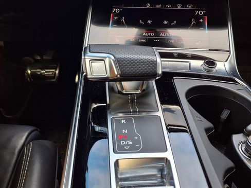 Used 2020 Audi S6 Prestige image 18