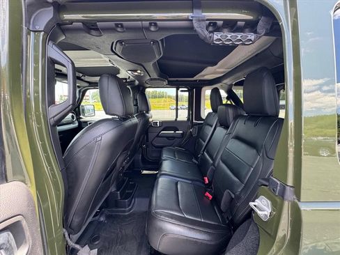 Used 2021 Jeep Wrangler Unlimited Sahara AWD/4WD image 11