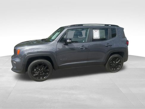 Used 2023 Jeep Renegade Altitude AWD/4WD image 4