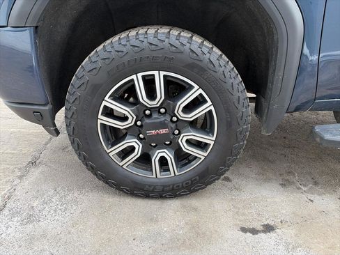 Used 2022 GMC Sierra 2500 AT4 w/ Gooseneck/5TH Wheel Package image 14