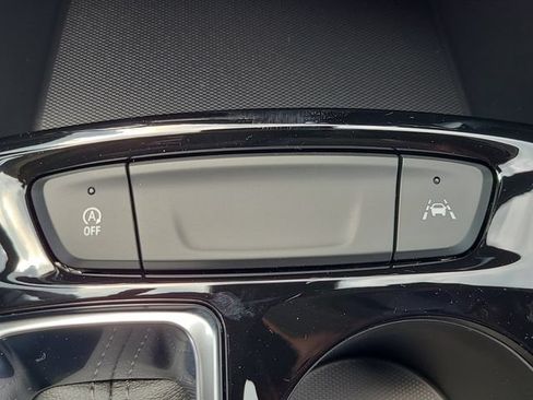 New 2026 Chevrolet Trax LT w/ Midnight Edition FWD image 27
