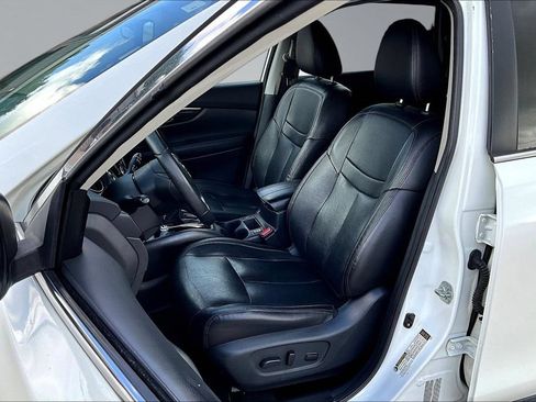 Used 2020 Nissan Rogue SL w/ Premium Package AWD/4WD image 21