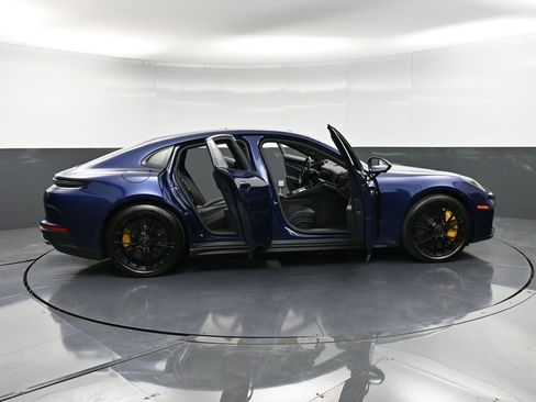 New 2026 Porsche Panamera Turbo S image 38
