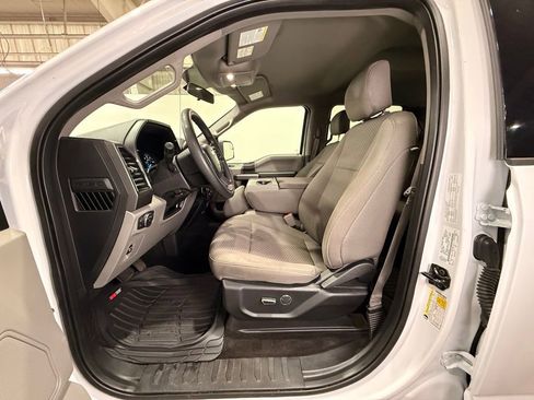 Used 2018 Ford F150 XLT image 15