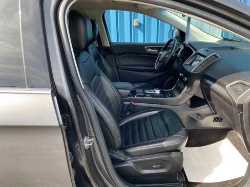 Used 2020 Ford Edge SEL w/ Convenience Package image 28