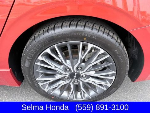 Used 2023 Kia Forte GT-Line w/ GT-Line Premium Package FWD image 22