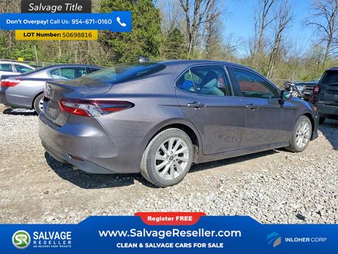 Used 2021 Toyota Camry LE FWD image 4