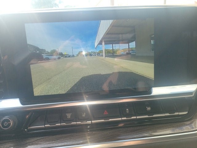 Used 2026 Chevrolet Silverado 3500 LT w/ Convenience Package AWD/4WD image 22