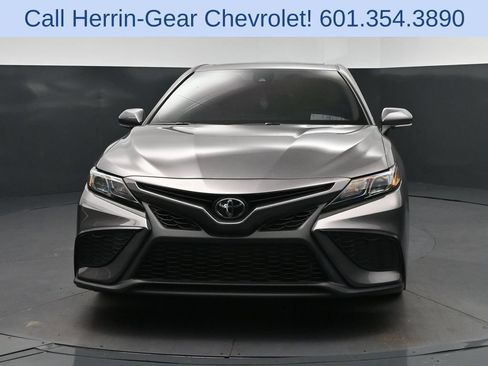 Used 2023 Toyota Camry SE w/ Convenience Package FWD image 10
