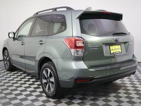 Used 2018 Subaru Forester 2.5i Premium AWD/4WD image 4