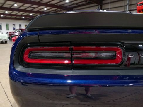 Used 2017 Dodge Challenger R/T Scat Pack RWD image 31