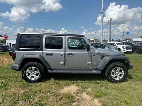 Used 2020 Jeep Wrangler Unlimited Sport S AWD/4WD image 6
