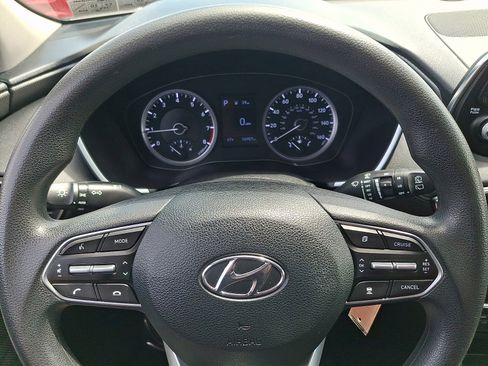 Used 2019 Hyundai Santa Fe SE AWD/4WD image 18