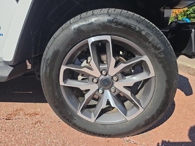 Used 2024 Jeep Wrangler Unlimited AWD/4WD image 11
