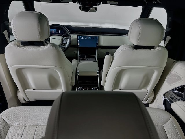 New 2026 Land Rover Range Rover SE AWD/4WD image 23