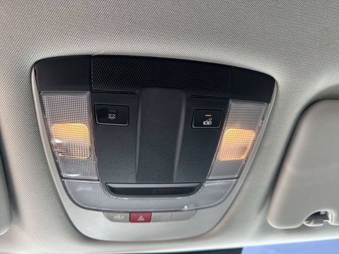 Used 2024 Kia Sportage EX FWD image 19