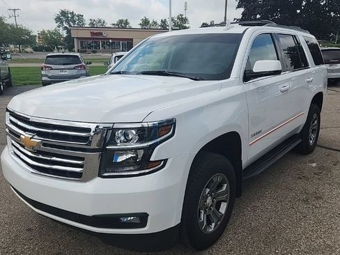 Used 2019 Chevrolet Tahoe LS w/ Max Trailering Package AWD/4WD image 2