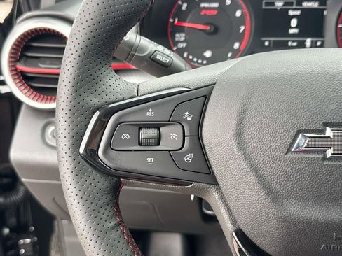 New 2026 Chevrolet Trax RS w/ Sunroof Package image 23