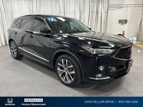 Used 2023 Acura MDX SH-AWD w/ Technology Package image 2