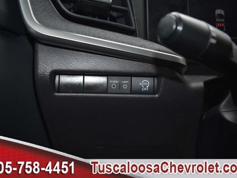 Used 2025 Nissan Kicks SV w/ Interior Electronics Package FWD image 35