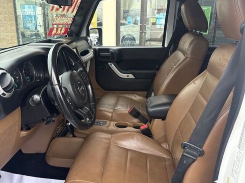 Used 2012 Jeep Wrangler Unlimited Sahara w/ Dual Top Group image 10