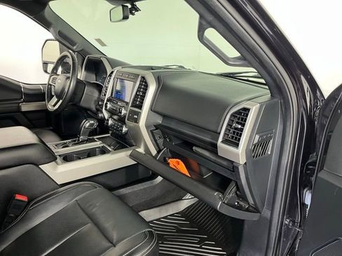 Used 2019 Ford F150 Lariat w/ Equipment Group 502A Luxury image 34