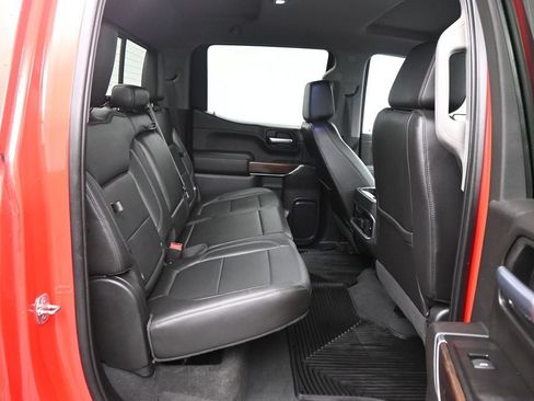 Used 2020 GMC Sierra 1500 SLT RWD image 10