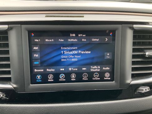 Used 2020 Chrysler Voyager Lxi image 32