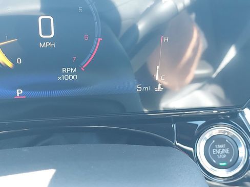New 2026 Chevrolet Trax RS w/ Driver Confidence Package FWD image 19