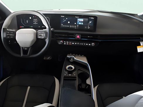 New 2025 Kia EV6 GT-Line image 18