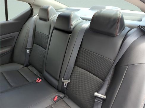 New 2025 Nissan Altima 2.5 SR image 19