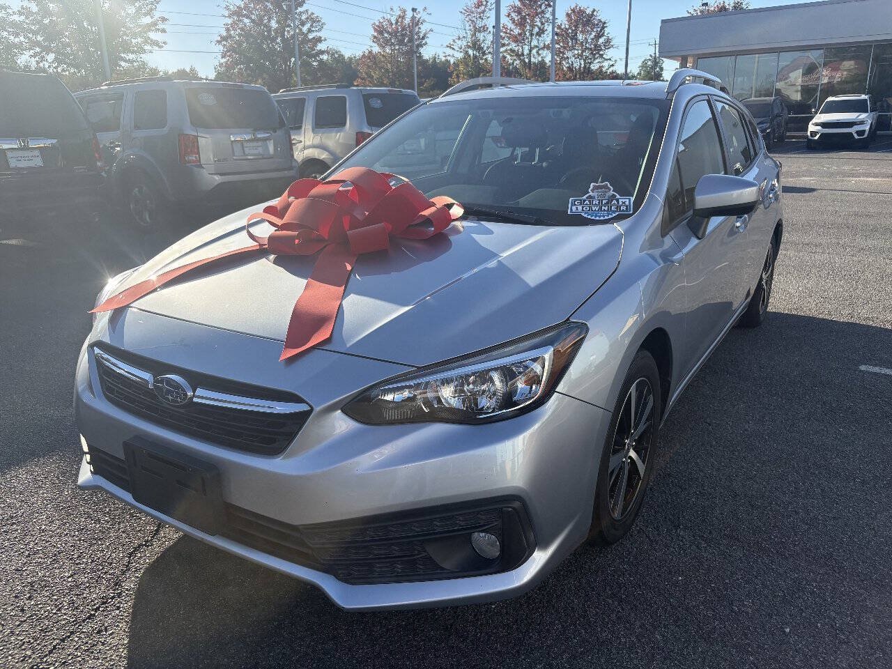 Used 2020 Subaru Impreza 2.0i Premium AWD/4WD image 1